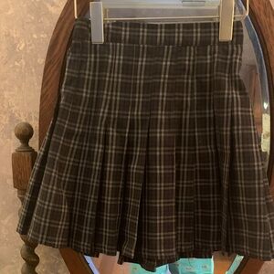 aerie Dark Gray Plaid Pleated Mini Skirt